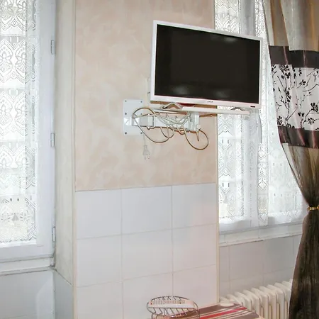 Confort A - 18 M² Avec Jardin アパート Néris-les-Bains