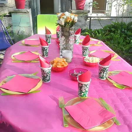 Confort A - 18 M² Avec Jardin アパート *